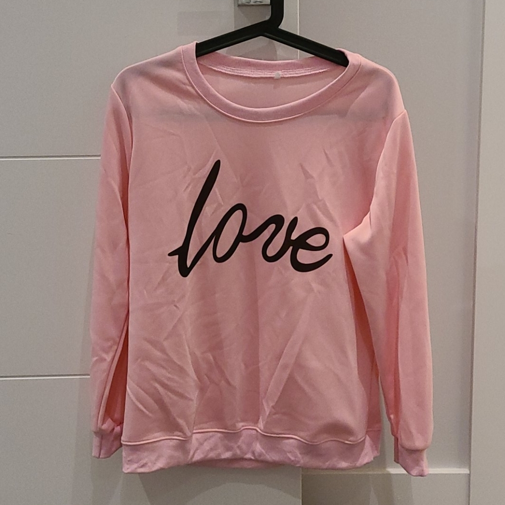 Love crewneck